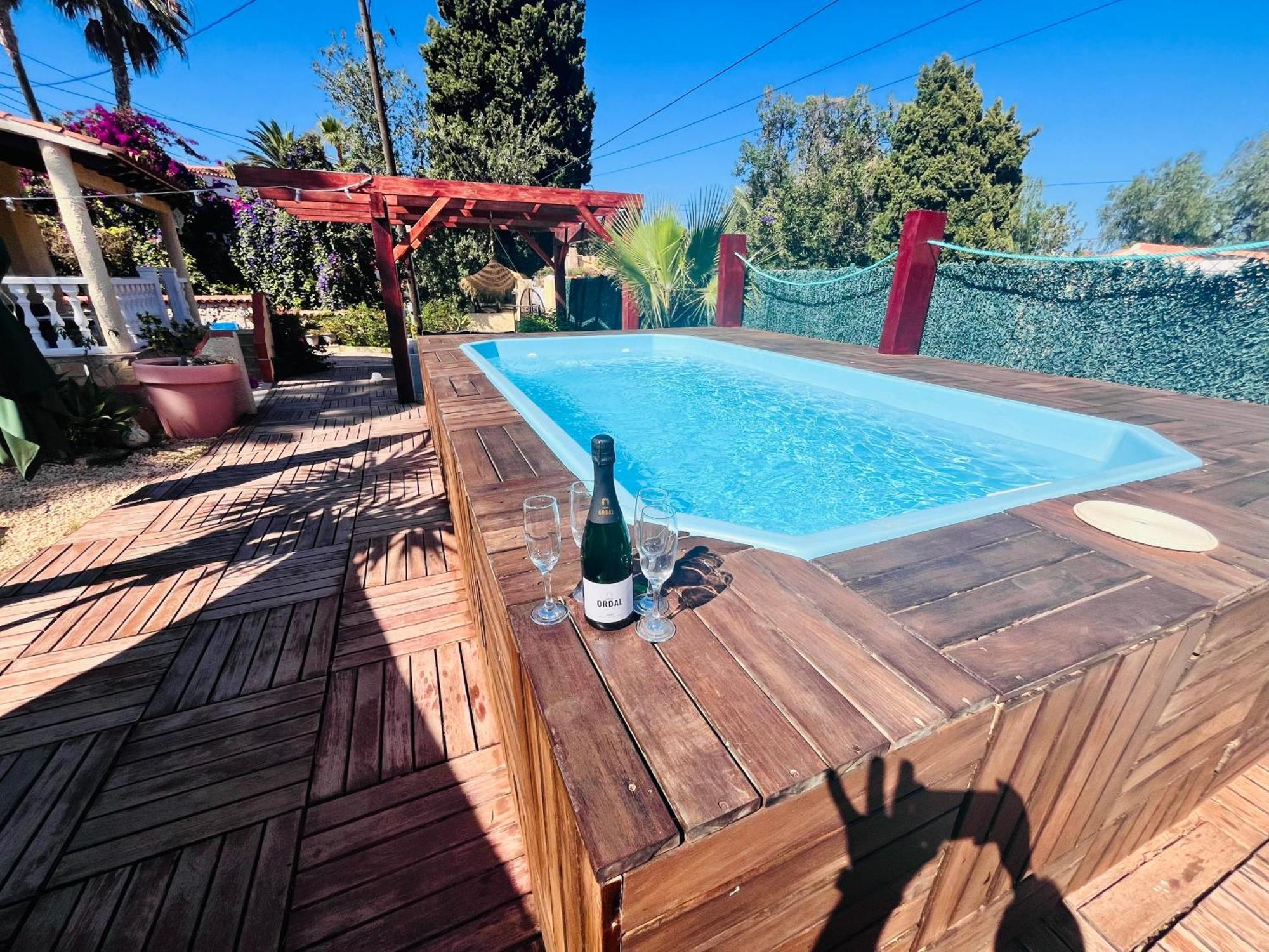 Privado Piscina A 5min De La Playa Y Centro Jacuzzi Barbacoa Wifi Aire *